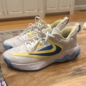 Nike Giannis Immortality 3 Basketball Sneaker